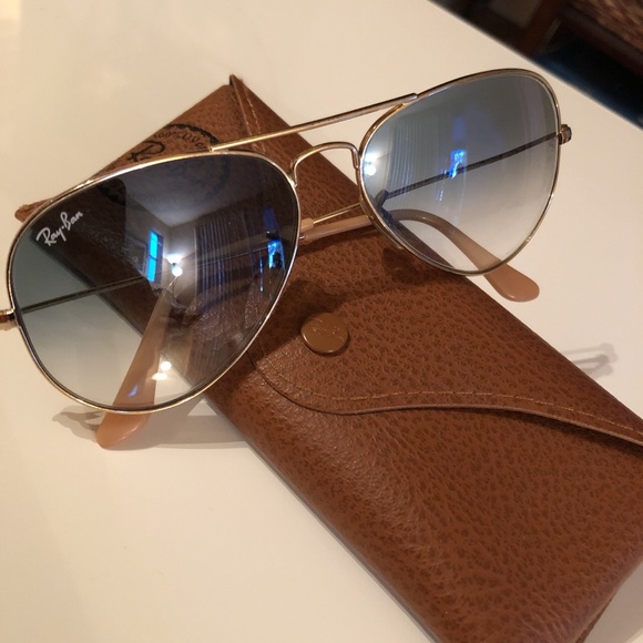 Ray Ban aviators. - Picture 3 of 3